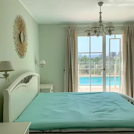 Maison De Dans La Brise Des Pins Holiday home *