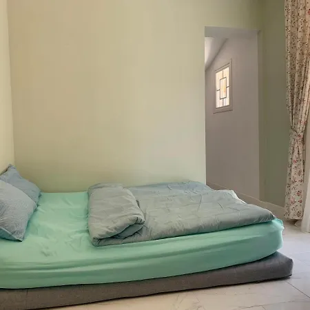 Maison De Dans La Brise Des Pins Holiday home Le Cannet